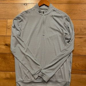 Johnnie O - PREP PERFORMANCE 1/4 Zip Pullover - Like New - M